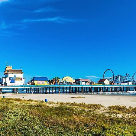 Perfect Location Spacious Yard Coffee Bar At This Lovely Beach Home Galveston Zewnętrze zdjęcie