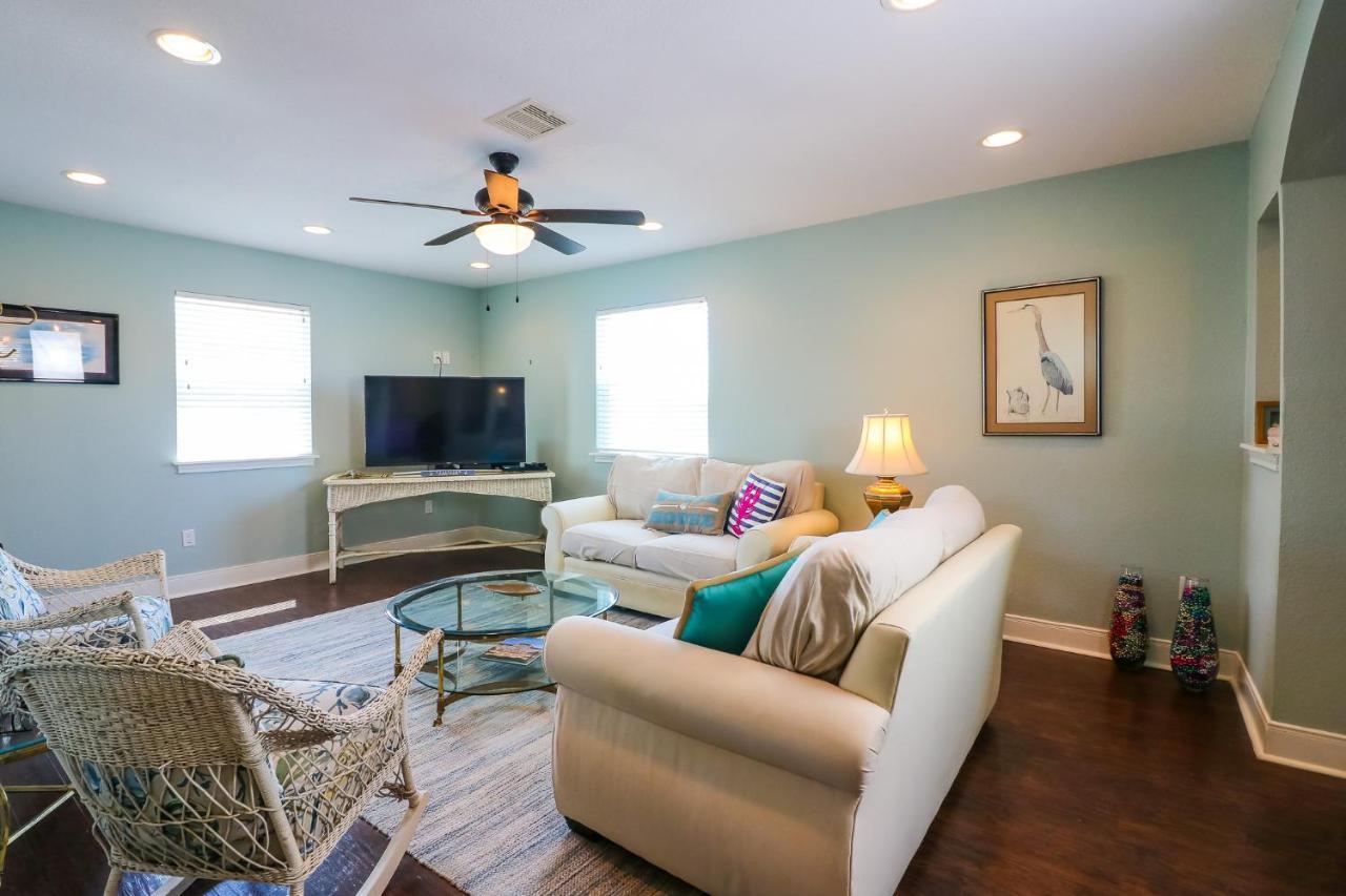 Perfect Location Spacious Yard Coffee Bar At This Lovely Beach Home Galveston Zewnętrze zdjęcie