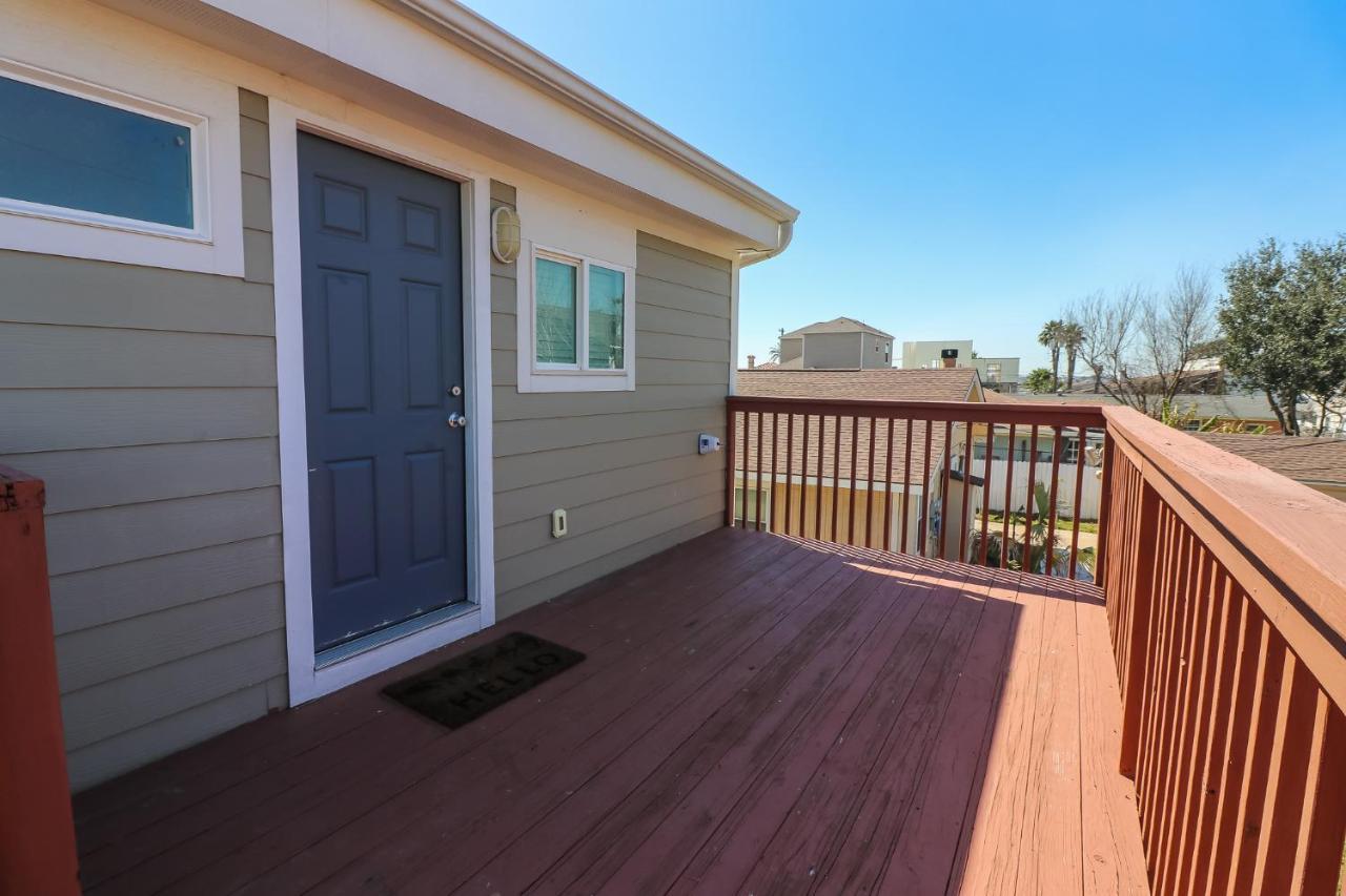 Perfect Location Spacious Yard Coffee Bar At This Lovely Beach Home Galveston Zewnętrze zdjęcie